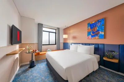 Standaardkamer met kingsizebed — M Village Hotel Kim Mã, a brand of Modern Village Lifestyle